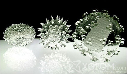 Viruses made of glass by Luke Jerram 2